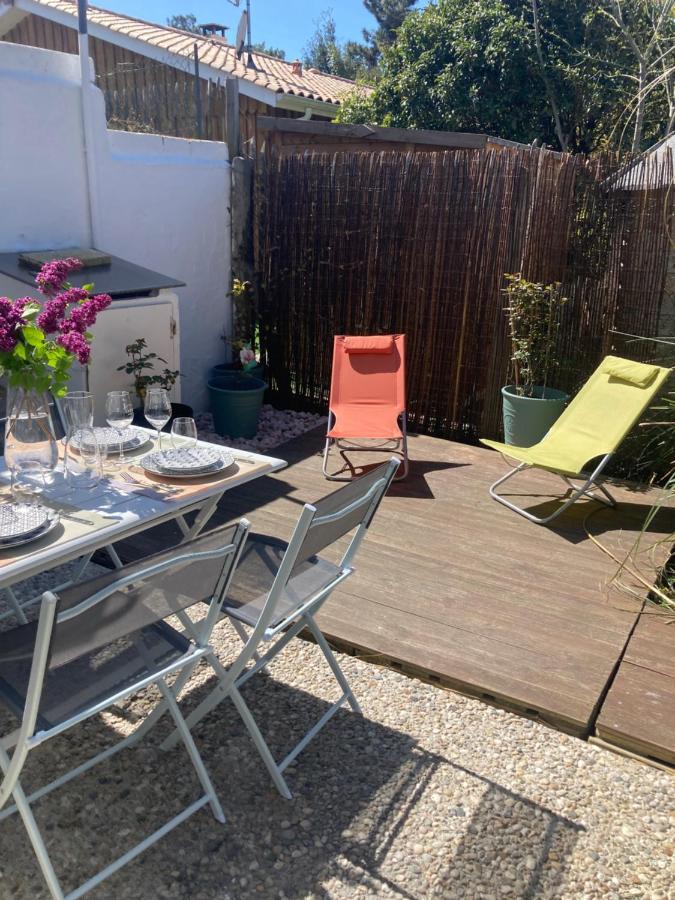Studio Avec Grande Terrasse Et Jardin Privatif Au Pyla La Teste-de-Buch Bagian luar foto